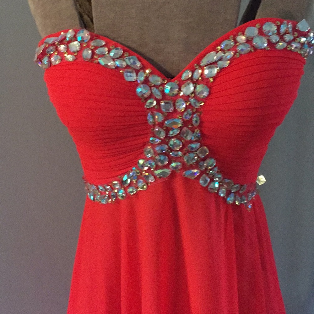 Dress - Picture 2 of 6